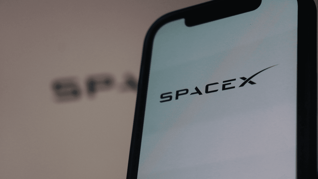 SpaceX, yapay zeka çipleri için 40 milyar dolarlık borç finansmanı anlaşmasını tamamladı