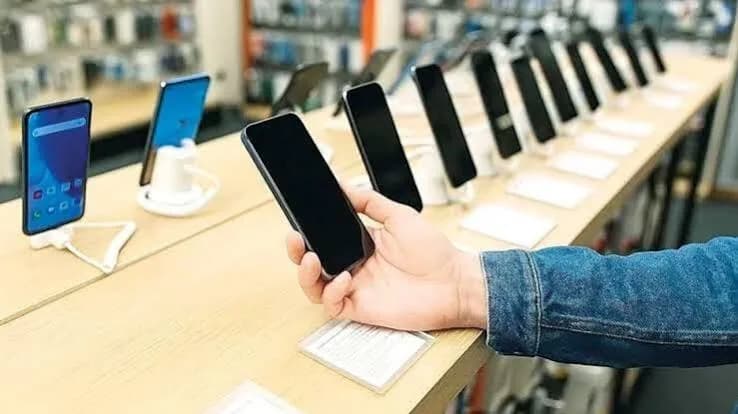 Cep telefonlarında 12 ay kredi sınırı 40 bin TL’ye yükseltildi
