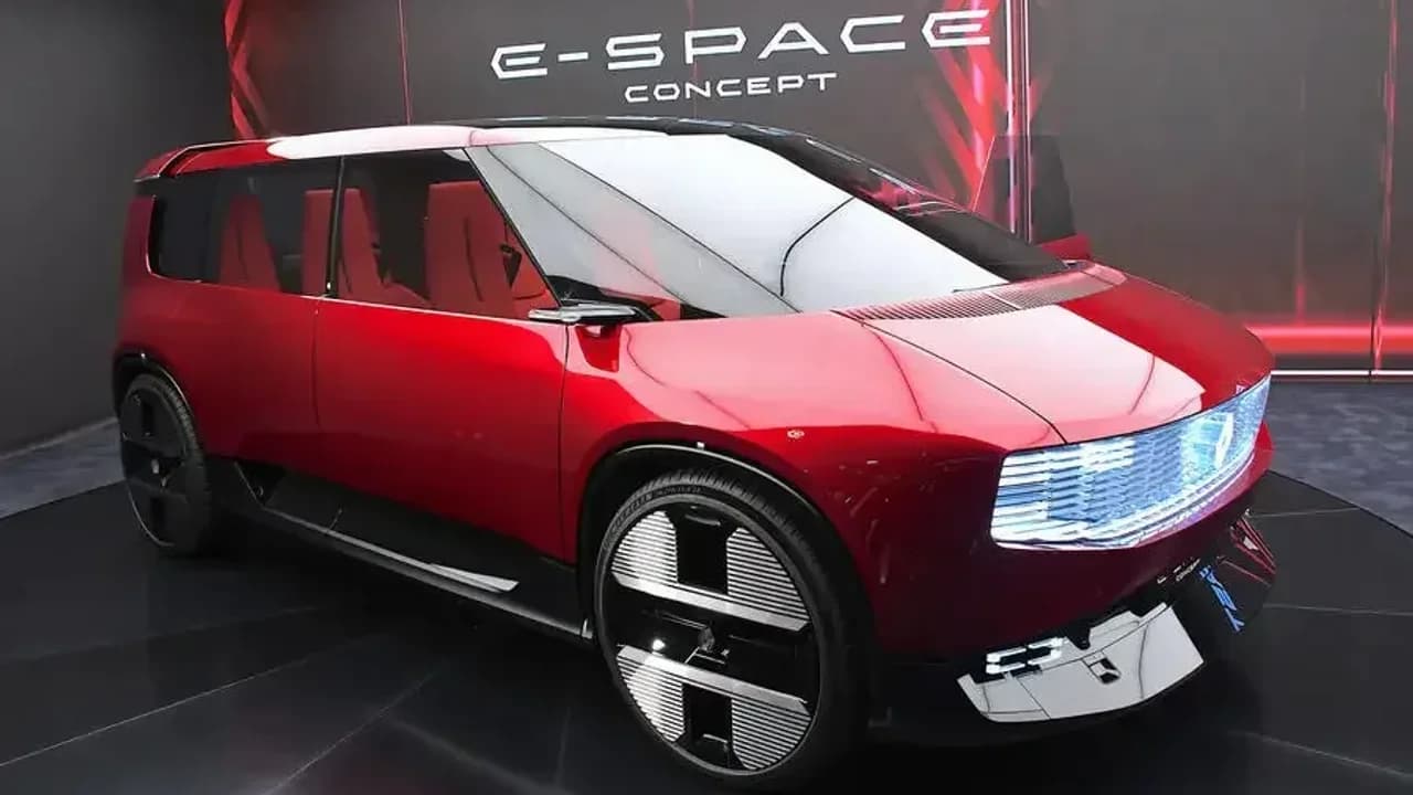 Renault’dan Tasarım Değişikliği: Gelecekteki Modeller Nasıl Görünecek?